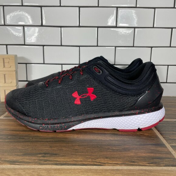 Under Armour Charged Escape 3 Mens Size 11 Running Shoes Black Red Sneakers - Picture 1 of 16